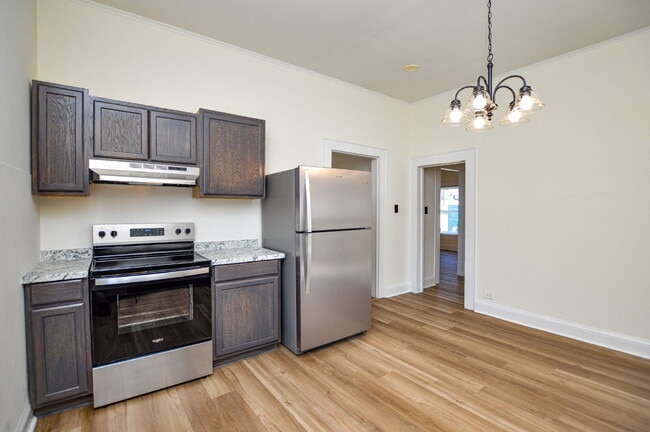 Building Photo - Front-Porch Living Across from Highland Park, Just Minutes from Downtown Rock Hill