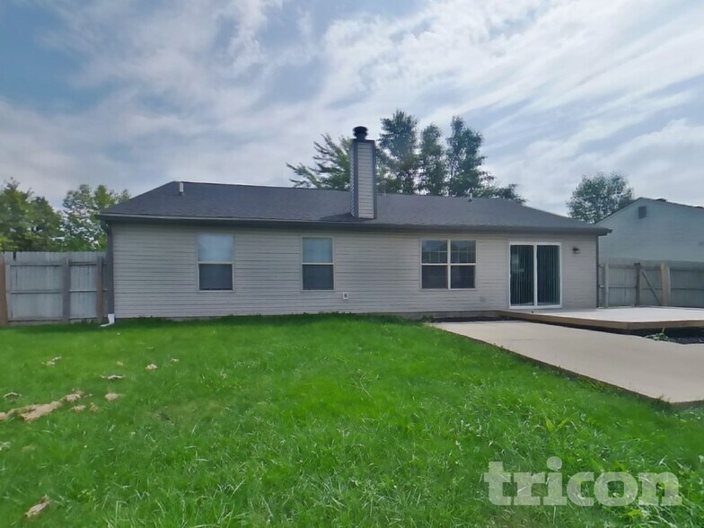 Building Photo - 4831 Dietzen Blvd