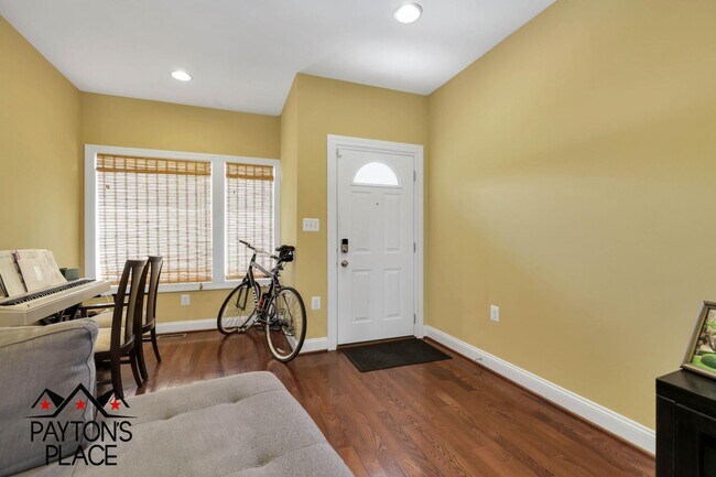 Building Photo - 1332 Talbert Ct SE