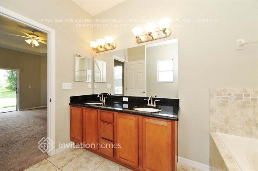 Building Photo - 2766 Greyhawk Estates Ln