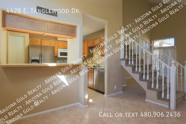 Building Photo - 4428 E Tanglewood Dr