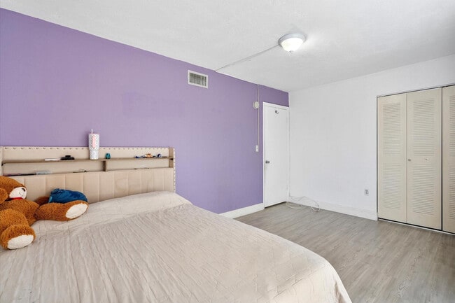 Building Photo - 2759 NW 198th Terrace