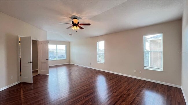 Building Photo - 806 Lost Grove Cir