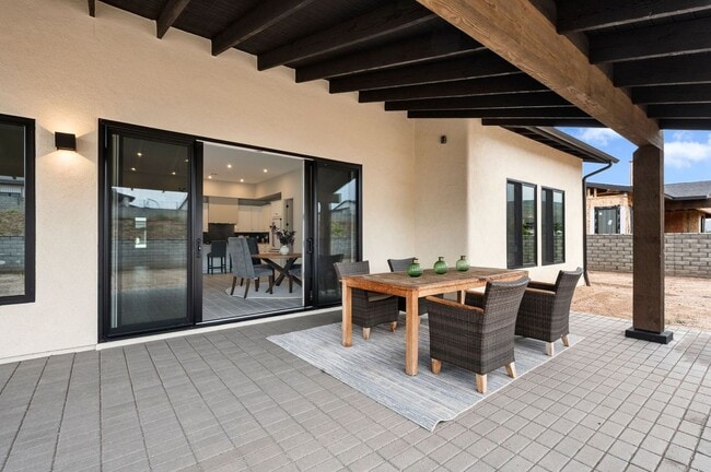 Building Photo - 5504 E Edgar Wy