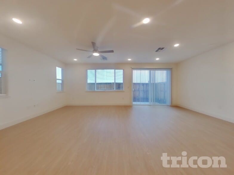 Building Photo - 8213 Perla Wy