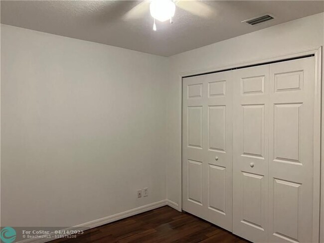 Building Photo - 3542 SW Margela St