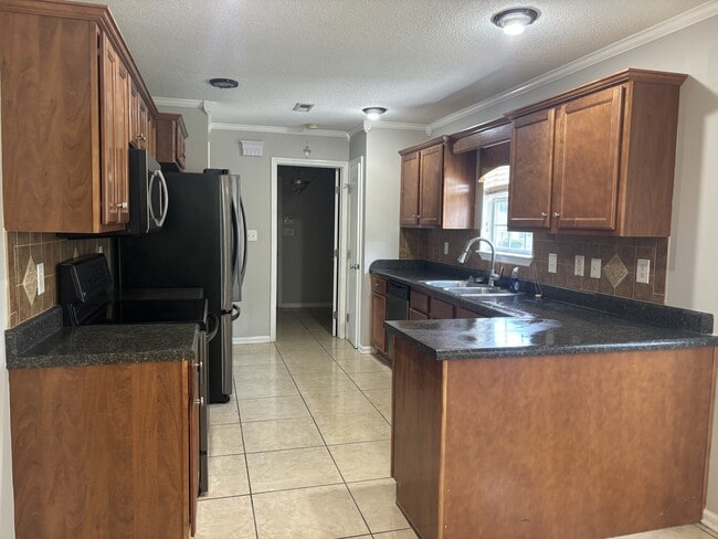 Building Photo - 110 Fox Haven Ln