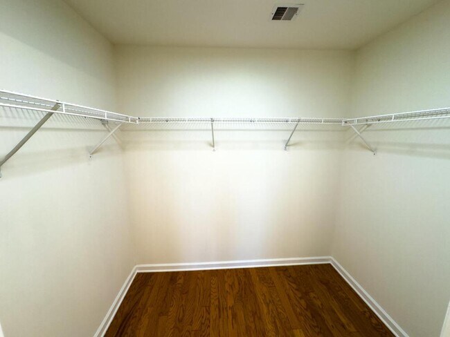 Building Photo - 858 Nittany Ct