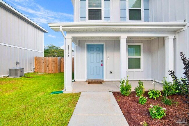 Building Photo - 4932 Valor Ct