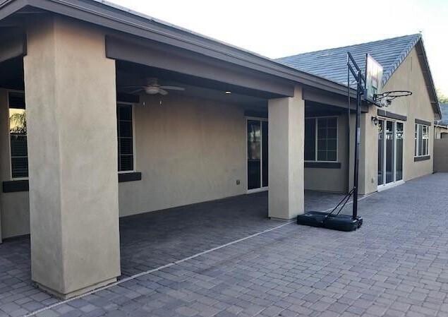 Building Photo - 1520 E Sagittarius Pl