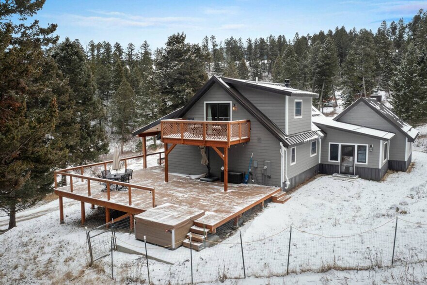 Building Photo - 420 Colt Rd