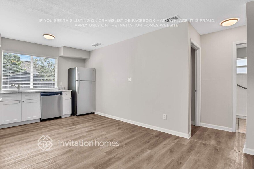 Building Photo - 2103 Churchill Downs Cir