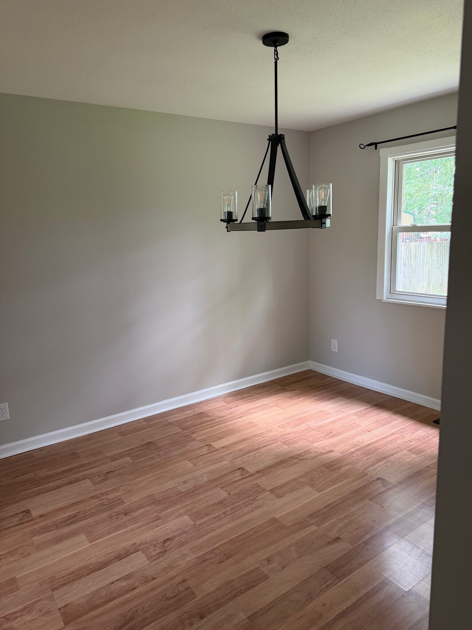 Building Photo - 1293 Deblin Dr
