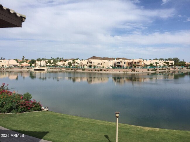 Building Photo - 16013 S Desert Foothills Pkwy