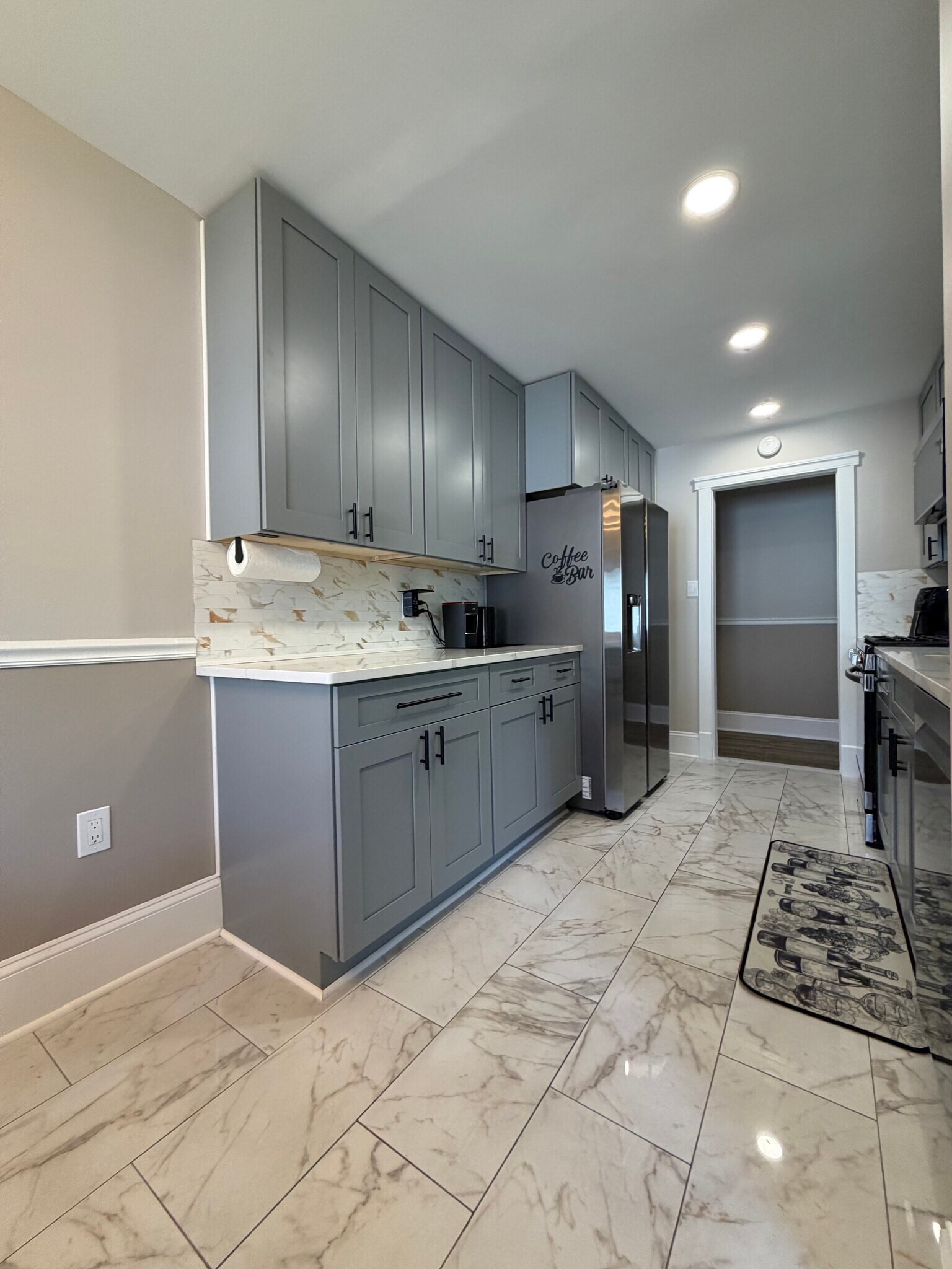 Building Photo - 2841 Windsor Dr