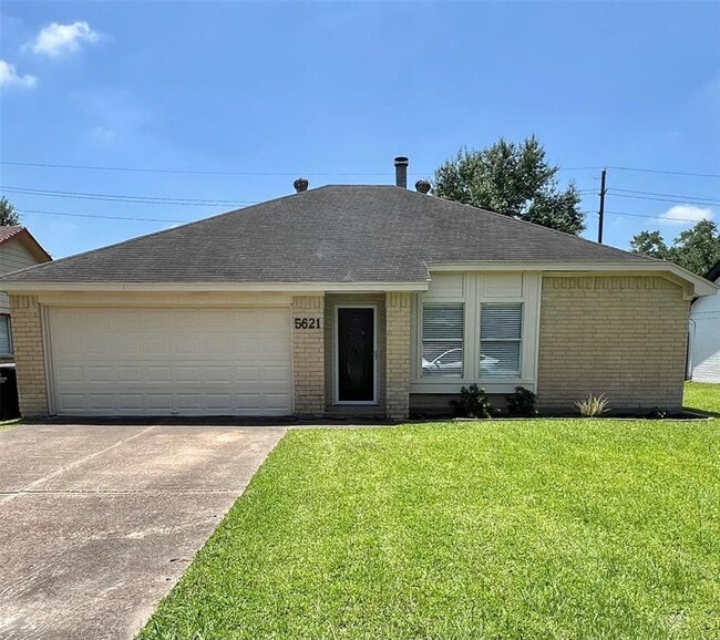 Primary Photo - 5621 Village Way Dr.