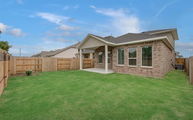Building Photo - 24838 Harrow Mdw Dr