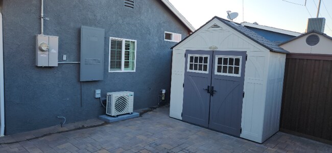Building Photo - 13210 Ocean Gate Ave