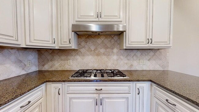 Building Photo - 986 Pembroke Pl