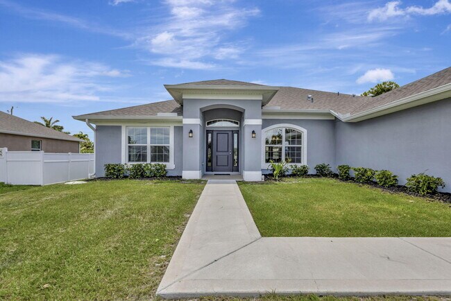 Building Photo - 6775 NW Abigail Ave