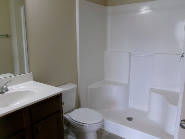 Building Photo - Rent Special! 3 bedroom, 2 bath home conveniently located in Conway