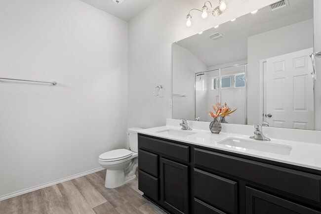 Building Photo - 9308 Everly Dr