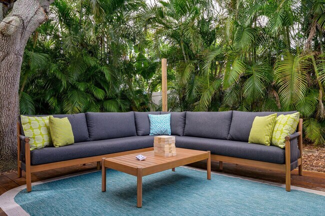 Building Photo - 11988 117th St N