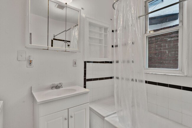 Building Photo - Available Now! Massive, Recently Renovated...