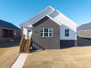 Building Photo - 6804 Fir St