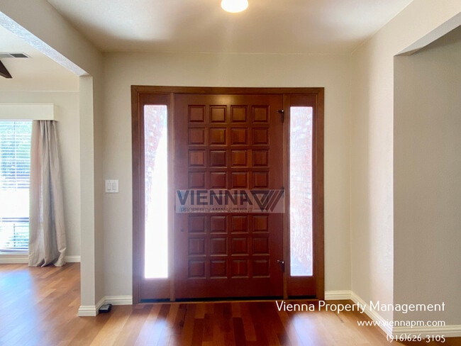 Building Photo - 3539 Buckskin Ct