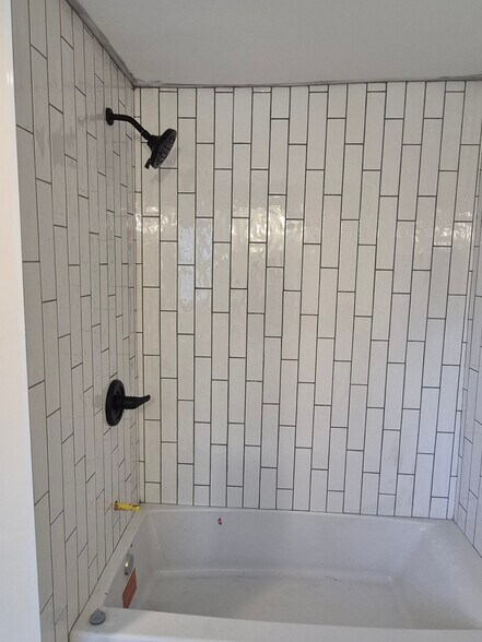 Shower - 16 Elmwood St