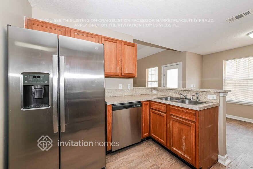 Building Photo - 7041 Vida Ln