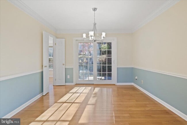 Building Photo - 6543 Cedarwood Ct