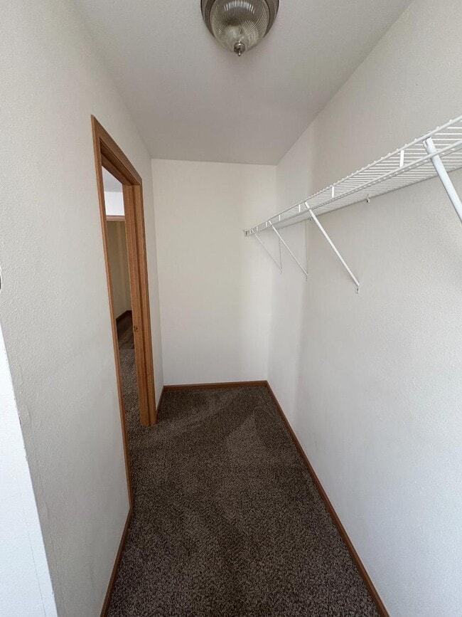 Building Photo - 100 Aldergate St