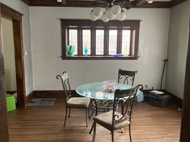 Dining area - off the kitchen - 1305 Sigsbee St SE