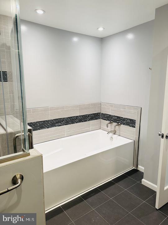 Building Photo - 1117 Harvard St NW