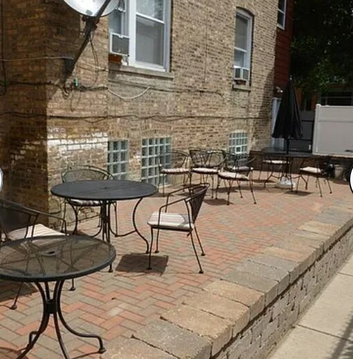 Building Photo - 4153 N Ashland Ave