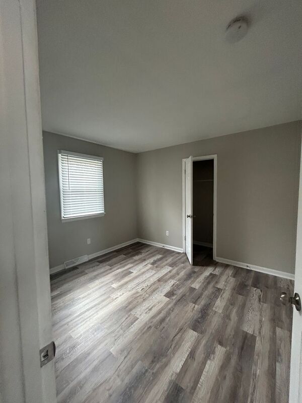Building Photo - 1676 Guilford Dr