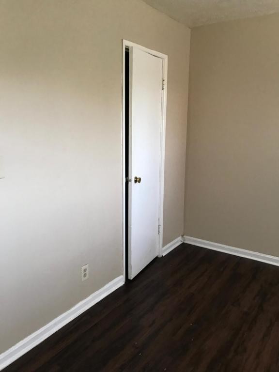 Building Photo - 5302 Milner Road, Unit 9