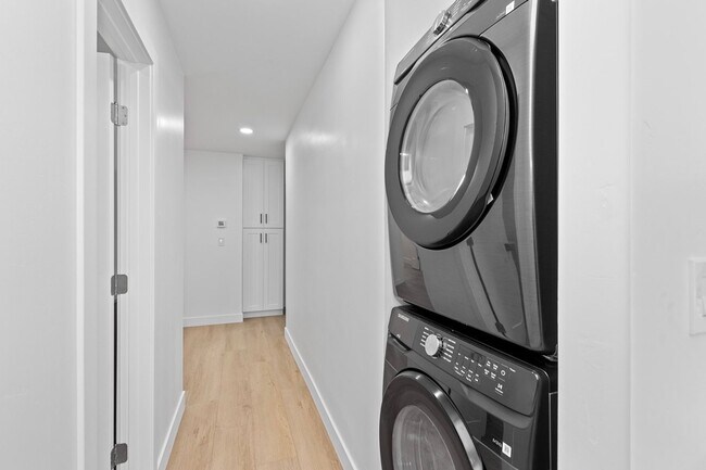 Building Photo - 4722 68th St