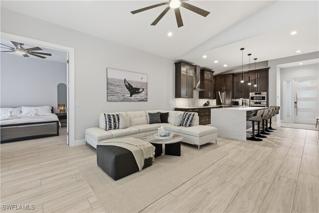 Building Photo - 711 91st Ave N