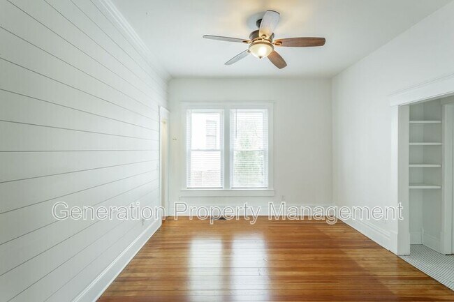 Building Photo - 1126 W Mississippi Ave