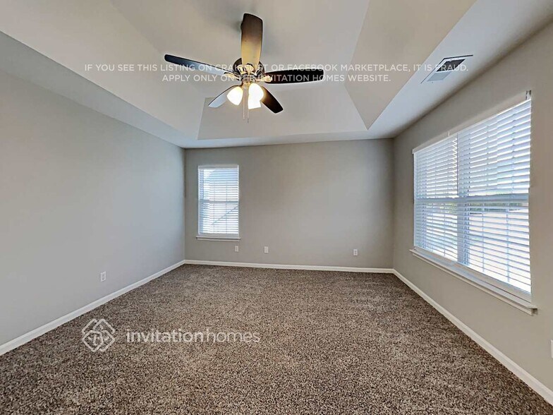 Building Photo - 4815 Asherton Pl NW