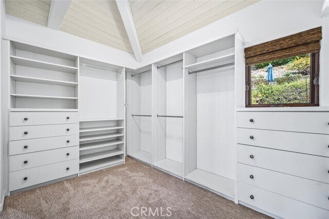 Building Photo - 1020 Skyline Dr