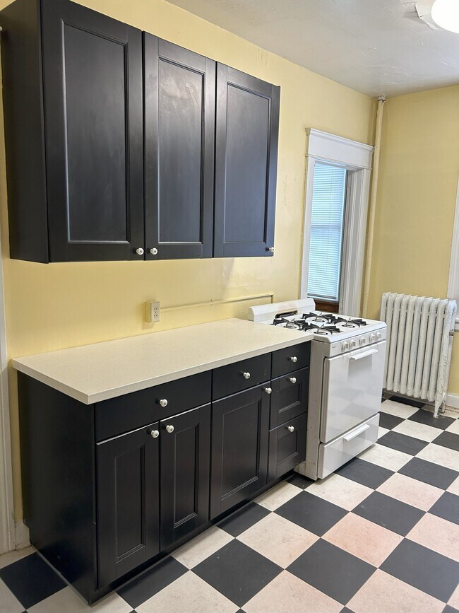 Floorplan - Avon Apartments