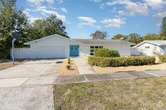 Building Photo - 8491 Clematis Ln