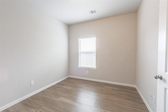 Building Photo - 3727 Bright Moon Ct