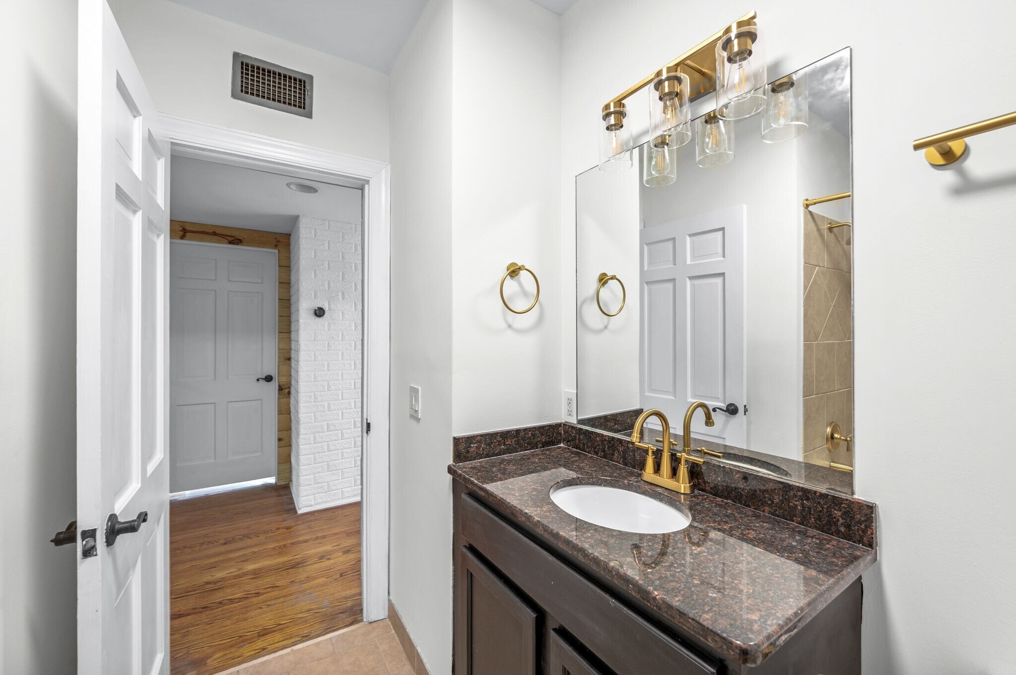 Bathroom 1 - 1112 Clifton Ln