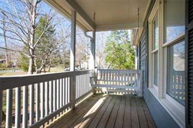 Building Photo - Call Sabrina at 757-767-0767 for more information