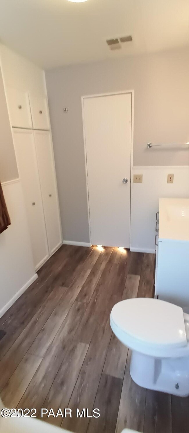 Building Photo - 10330 Manzanita Trail